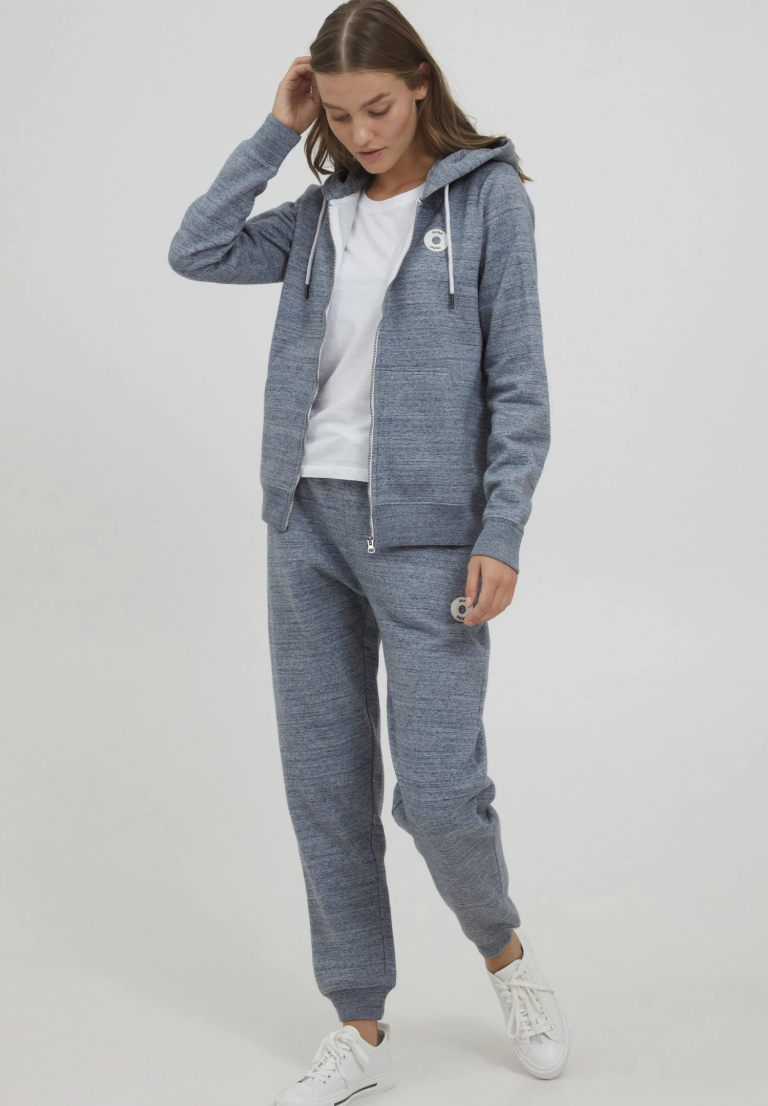 OXMO OxhelnaFelpa Con ZipTotal Eclipse Melange Donna Felpe 1OX21J01D-K11 2 OXMO OxhelnaFelpa Con ZipTotal Eclipse Melange Donna Felpe 1OX21J01D-K11 - immagine 2