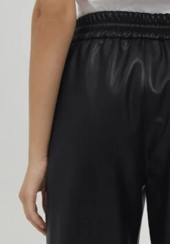 OXMO Paulia - Pantaloni - Black -Zalando outlet 024a016e47f14c8d9d6bca647f89905b