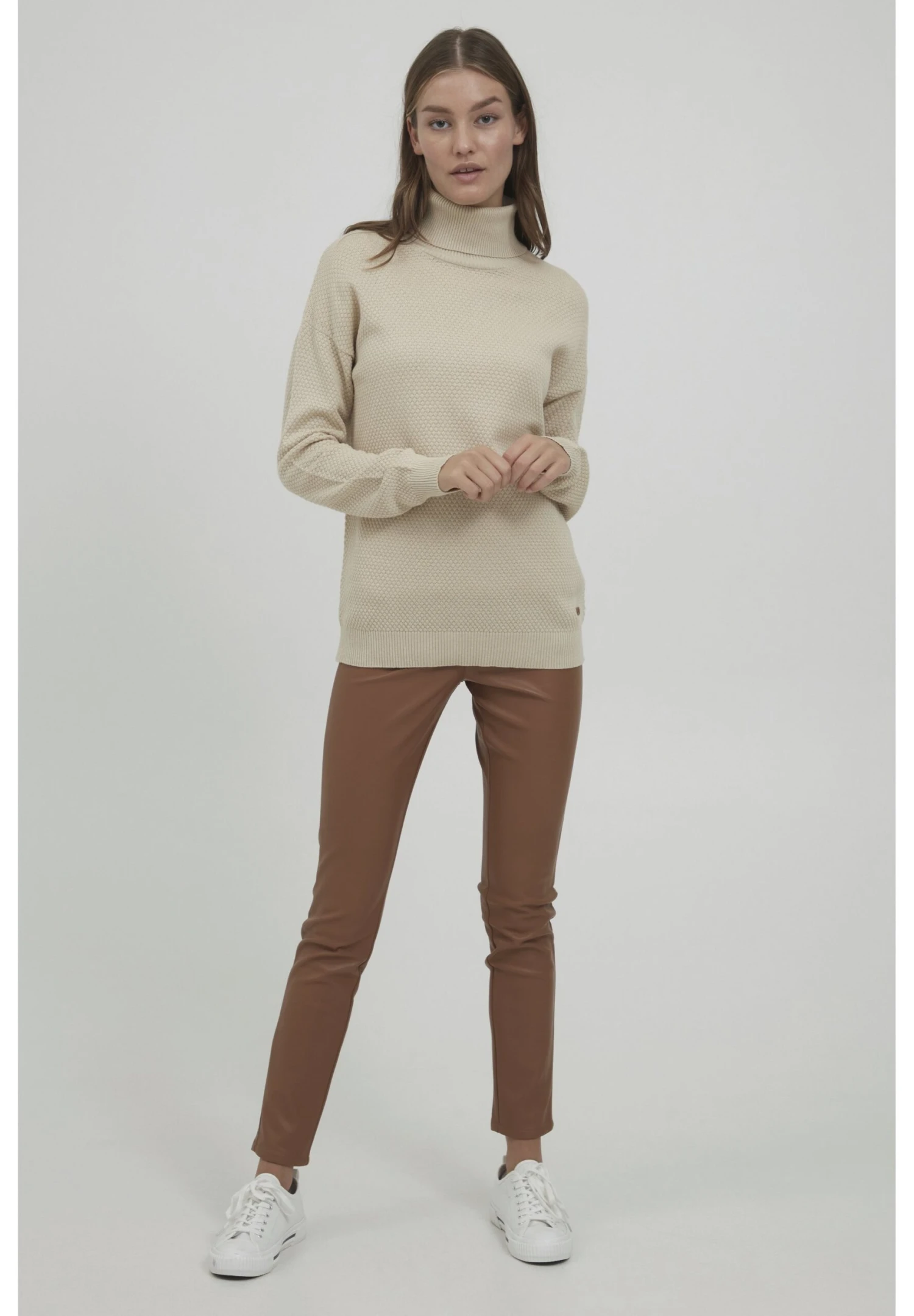 OXMO OxsinaMaglioneOyster Gray Donna Maglieria 1OX21I00U-C11 2 OXMO OxsinaMaglioneOyster Gray Donna Maglieria 1OX21I00U-C11 - immagine 2