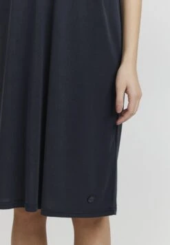 OXMO BrinjaVestito Di MaglinaTotal Eclipse Donna Vestiti 1OX21C00W-K12 -Zalando outlet 08ab637b2d6344f2b6f75e1e0c10003a