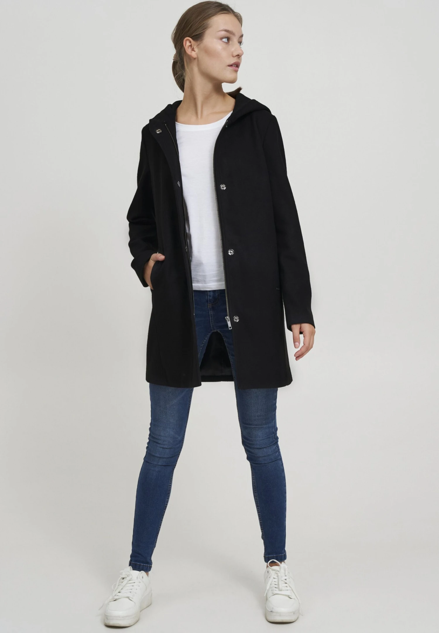 OXMO OxnelinaCappotto InvernaleBlack Donna Cappotti 1OX21U00V-Q11 2 OXMO OxnelinaCappotto InvernaleBlack Donna Cappotti 1OX21U00V-Q11 - immagine 2