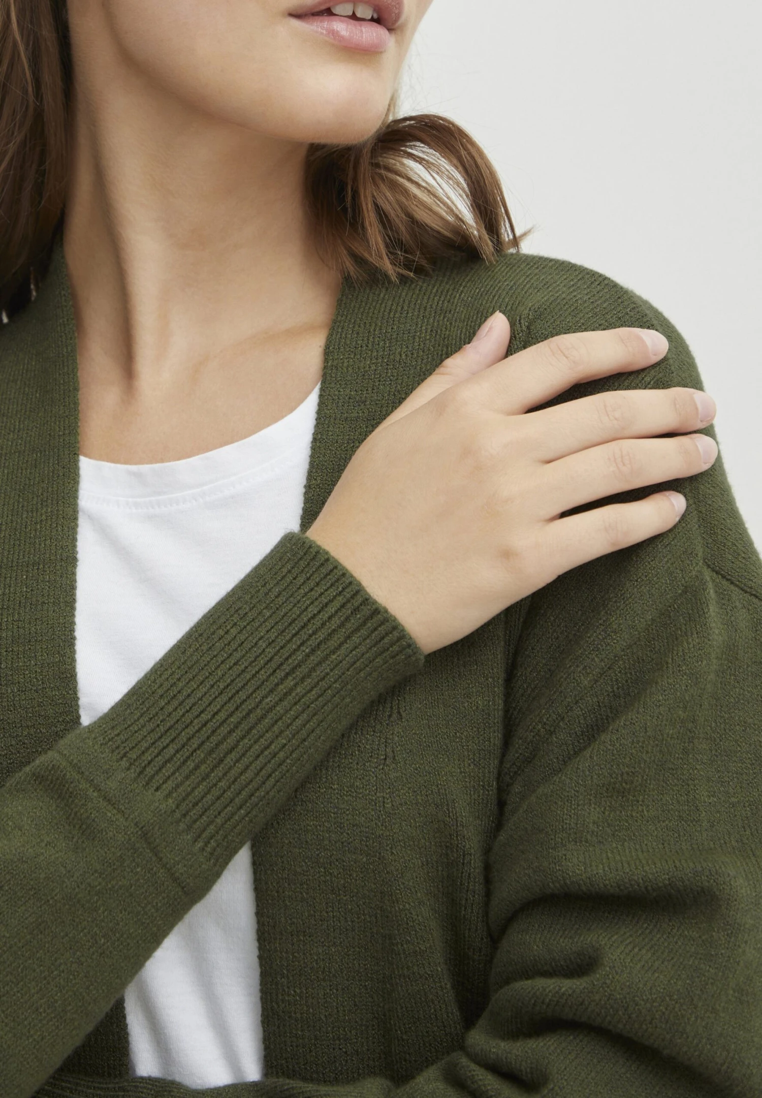 OXMO OxritianaCardiganRifle Green Melange Donna Maglieria 1OX21I02E-M11 4 OXMO OxritianaCardiganRifle Green Melange Donna Maglieria 1OX21I02E-M11 - immagine 4