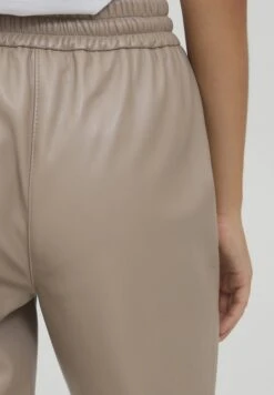 OXMO PauliaPantaloniCinder Donna Pantaloni 1OX21A00V-J11 -Zalando outlet 2fd2c26cdecc409480fb3fff232f5ed8