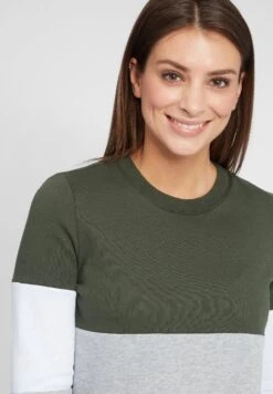 OXMO OxomayaFelpaClimbing Ivy Donna Felpe 1OX21J00M-M11 -Zalando outlet 2fe48227bf6143f5bd2b2977d5a5053e