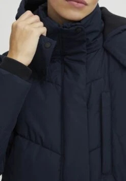 OXMO OxjulieCappotto InvernaleInsignia Blue Donna Cappotti 1OX21U01J-K11 -Zalando outlet 303fd0e73c814538b5eafb4f345d3590