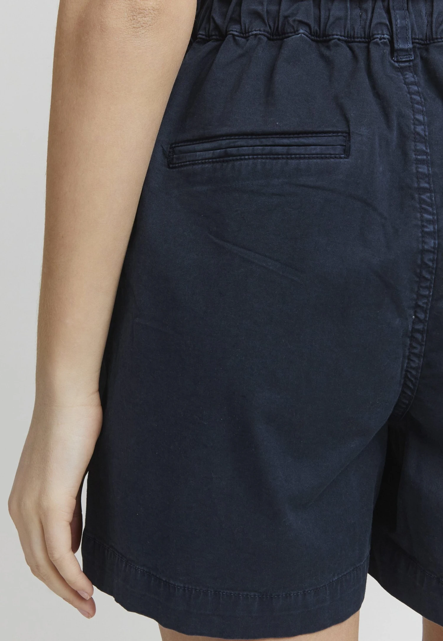 Oxmo Oxchai Me - Shorts - Total Eclipse 4 Oxmo Oxchai Me - Shorts - Total Eclipse - immagine 4