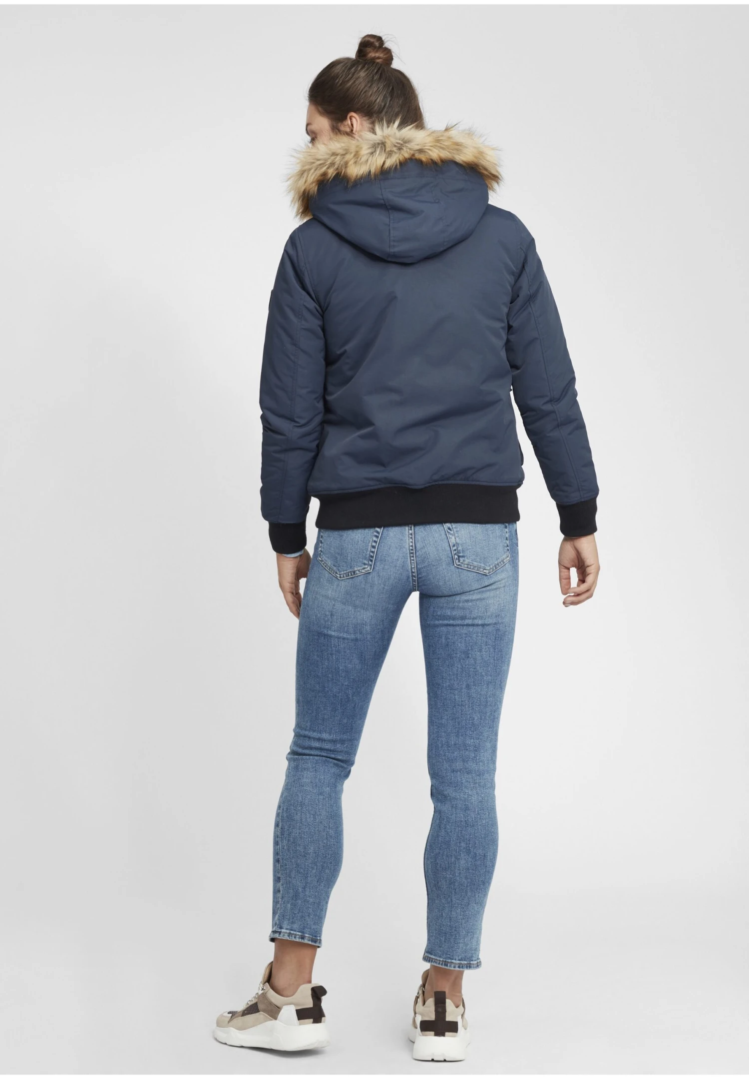 OXMO OxacilaGiacca InvernaleInsignia Blue Donna Giacche E Blazer 1OX21U00I-K11 3 OXMO OxacilaGiacca InvernaleInsignia Blue Donna Giacche E Blazer 1OX21U00I-K11 - immagine 3