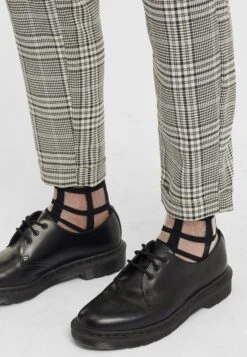 OXMO OxliviaPantaloniMonument Donna Pantaloni 1OX21A00D-C11 10 OXMO OxliviaPantaloniMonument Donna Pantaloni 1OX21A00D-C11 -Zalando outlet 4ad0c13c506a456fa97f92ffe2acc7c8