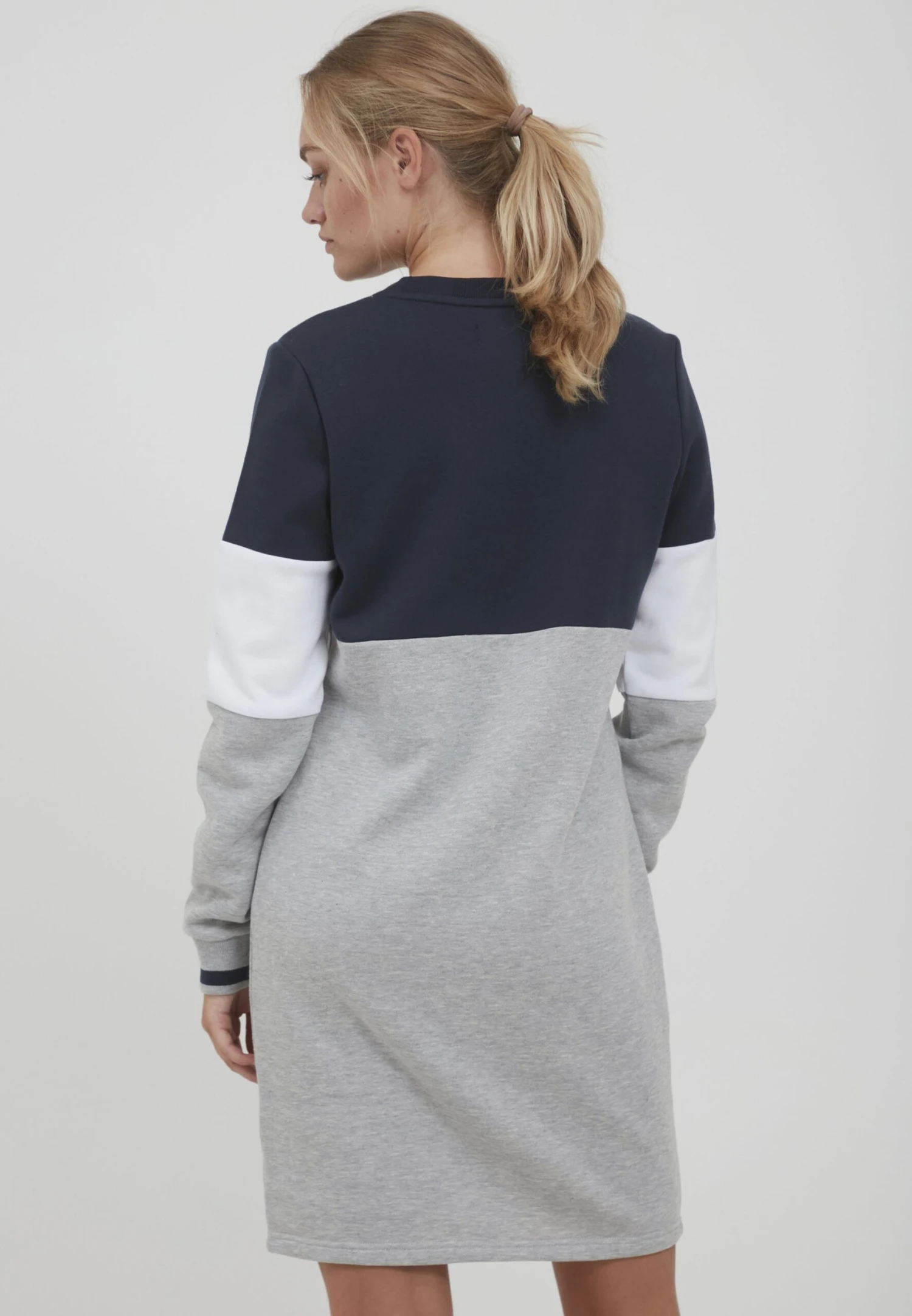 OXMO OmilaVestito EstivoInsignia Blue Donna Vestiti 1OX21C00R-K11 3 OXMO OmilaVestito EstivoInsignia Blue Donna Vestiti 1OX21C00R-K11 - immagine 3