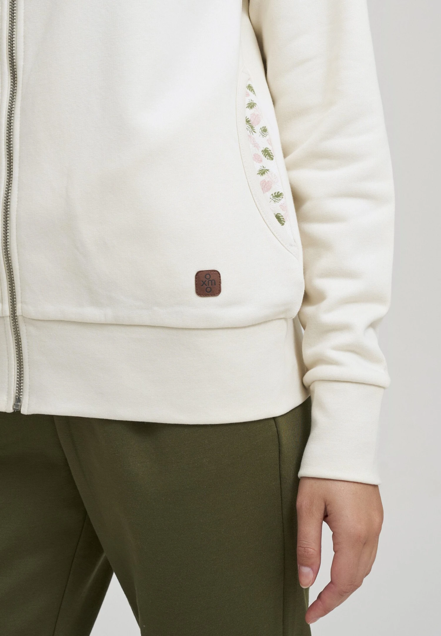 OXMO OxullaFelpa Con ZipBirch Donna Felpe 1OX21J017-B11 5 OXMO OxullaFelpa Con ZipBirch Donna Felpe 1OX21J017-B11 - immagine 5