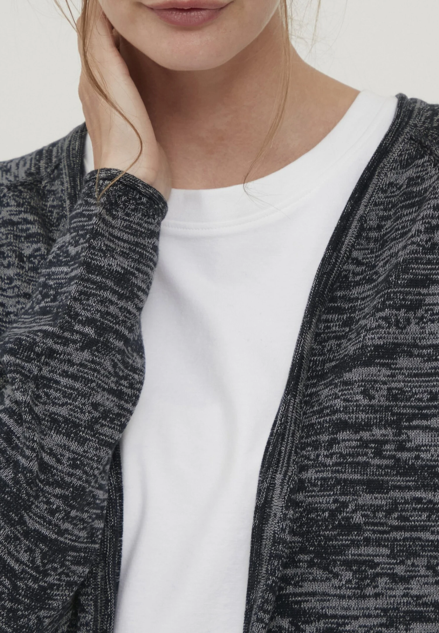 OXMO Oxdanila - Cardigan - Navy 4 OXMO Oxdanila - Cardigan - Navy - immagine 4