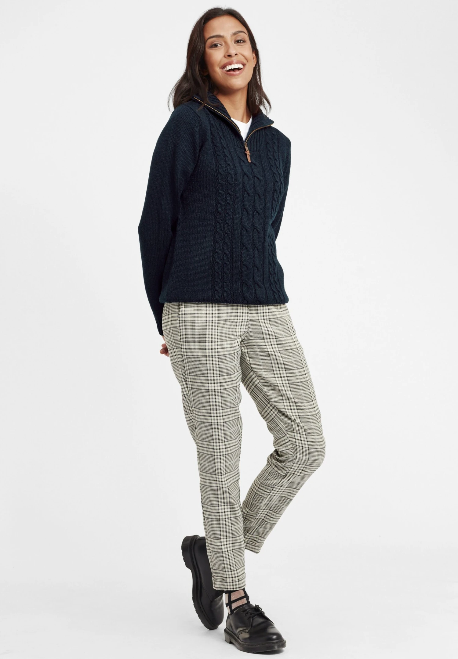 OXMO OxcarryMaglioneBlack Donna Maglieria 1OX21I00X-Q11 2 OXMO OxcarryMaglioneBlack Donna Maglieria 1OX21I00X-Q11 - immagine 2