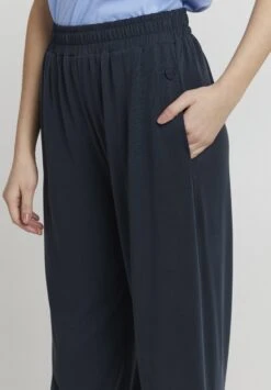 OXMO PantaloniTotal Eclipse Donna Pantaloni 1OX21A00O-K11 -Zalando outlet 78208e3bf2f5460f8cb99608a40355e8