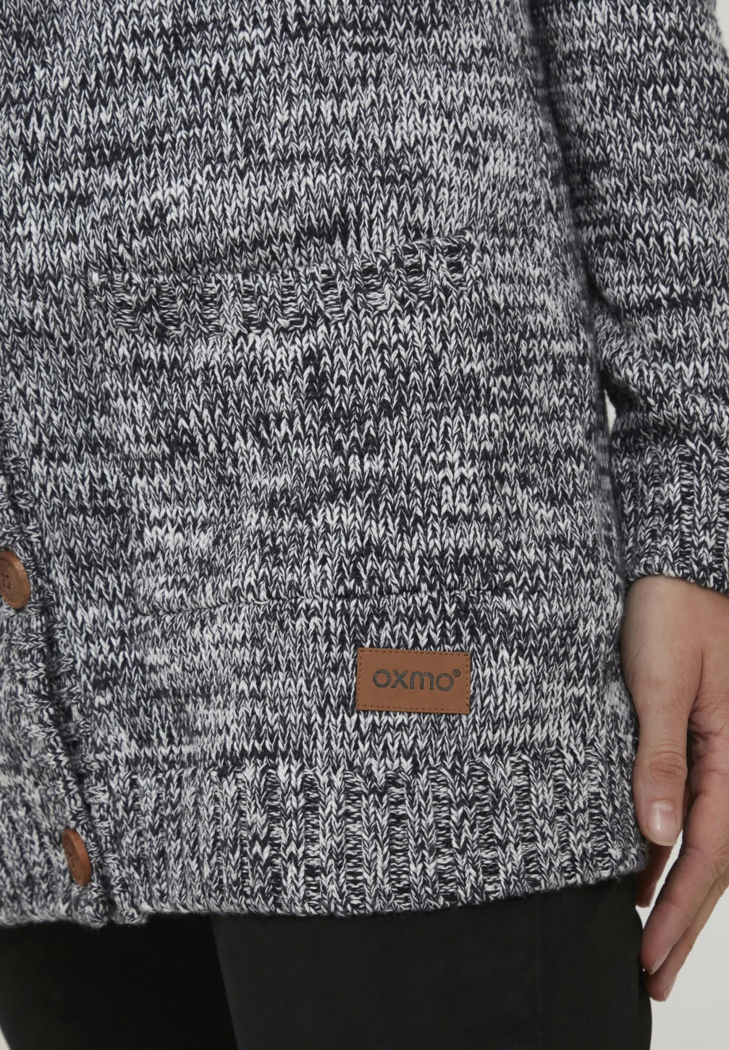 OXMO OxphilemonaCardiganInsignia B Donna Maglieria 1OX21I00O-K11 5 OXMO OxphilemonaCardiganInsignia B Donna Maglieria 1OX21I00O-K11 - immagine 5