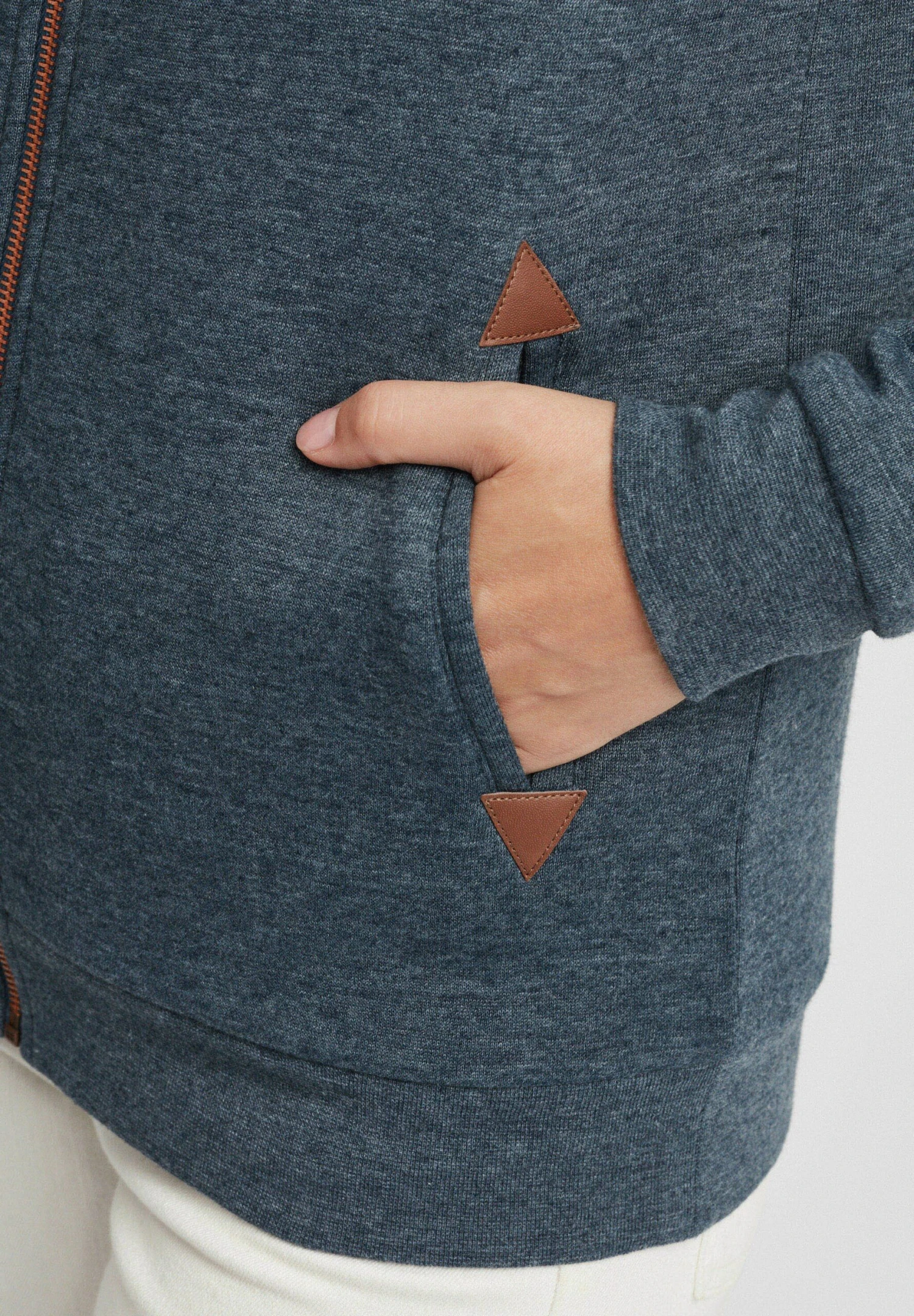 OXMO OxvickyFelpa Con ZipIns Bl Mel Donna Felpe 1OX21J00B-K11 5 OXMO OxvickyFelpa Con ZipIns Bl Mel Donna Felpe 1OX21J00B-K11 - immagine 5