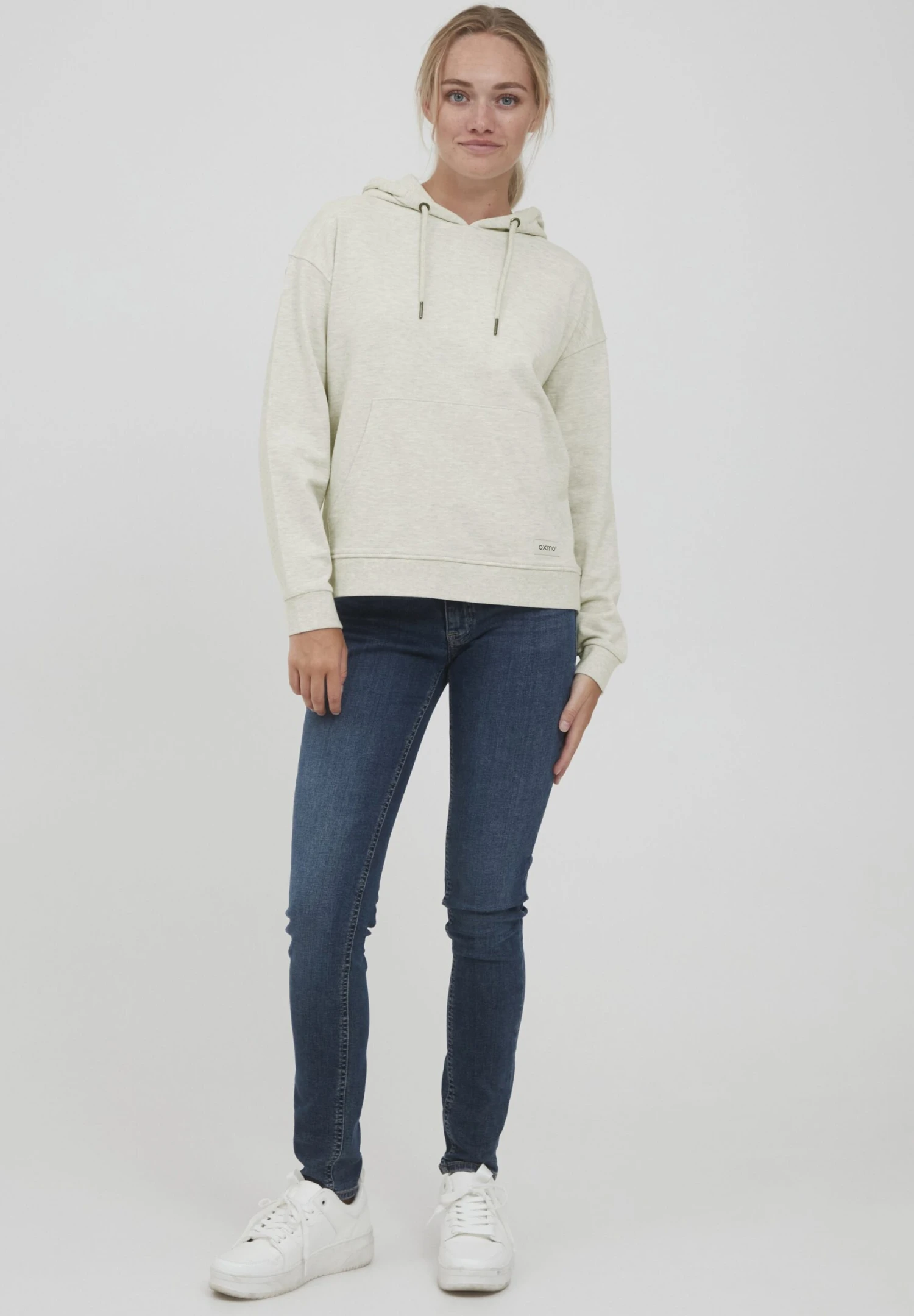 OXMO OxgretaFelpa Con CappuccioOyster Grey Melange Donna Felpe 1OX21I01L-C11 2 OXMO OxgretaFelpa Con CappuccioOyster Grey Melange Donna Felpe 1OX21I01L-C11 - immagine 2
