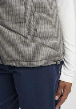 OXMO Oxnennja - Smanicato - Insignia Blue -Zalando outlet 8a75bcee983a449c891bfc67da92a38e