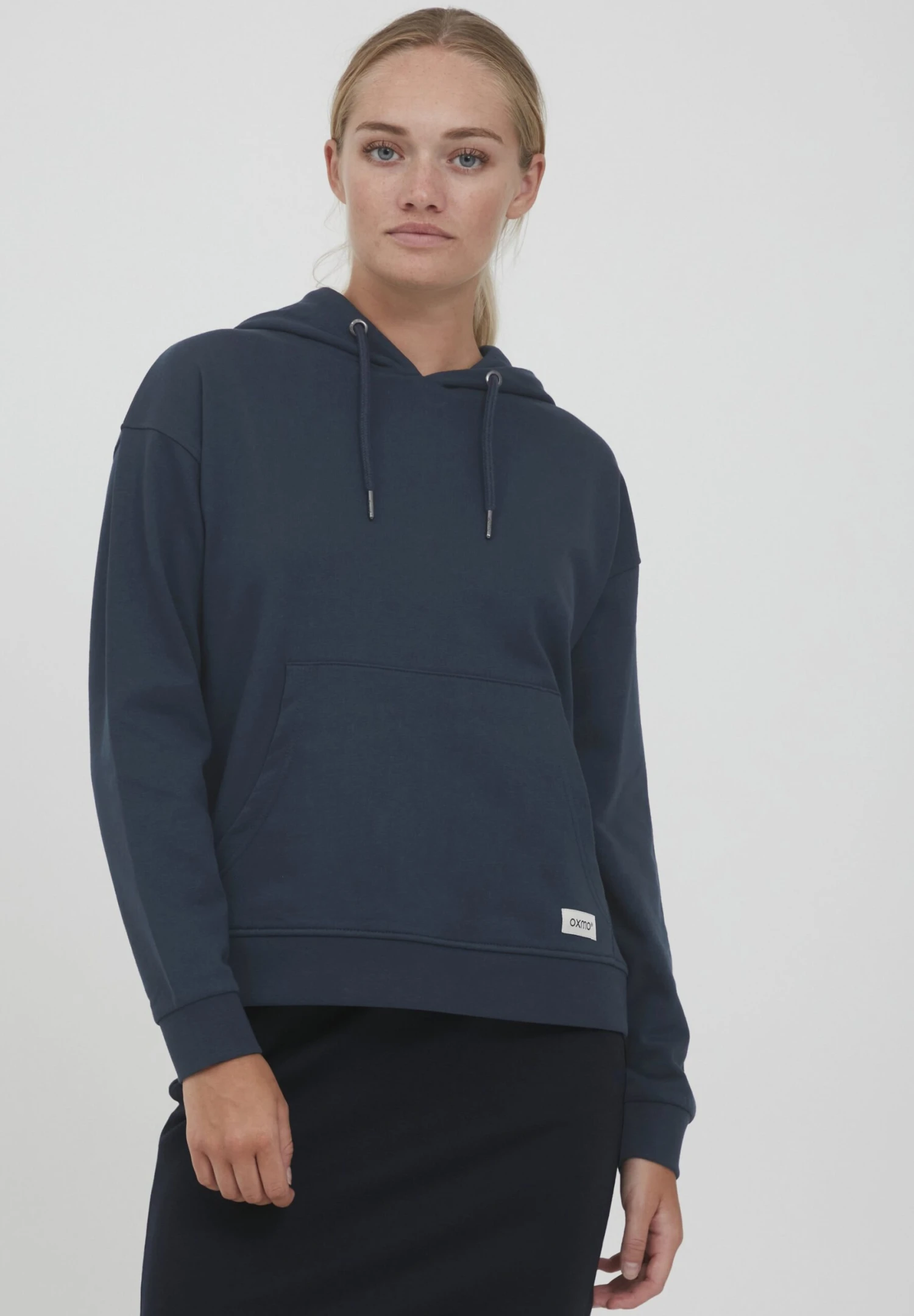 OXMO OxgretaFelpa Con CappuccioTotal Eclipse Donna Maglieria 1OX21I01L-K11 1 OXMO OxgretaFelpa Con CappuccioTotal Eclipse Donna Maglieria 1OX21I01L-K11