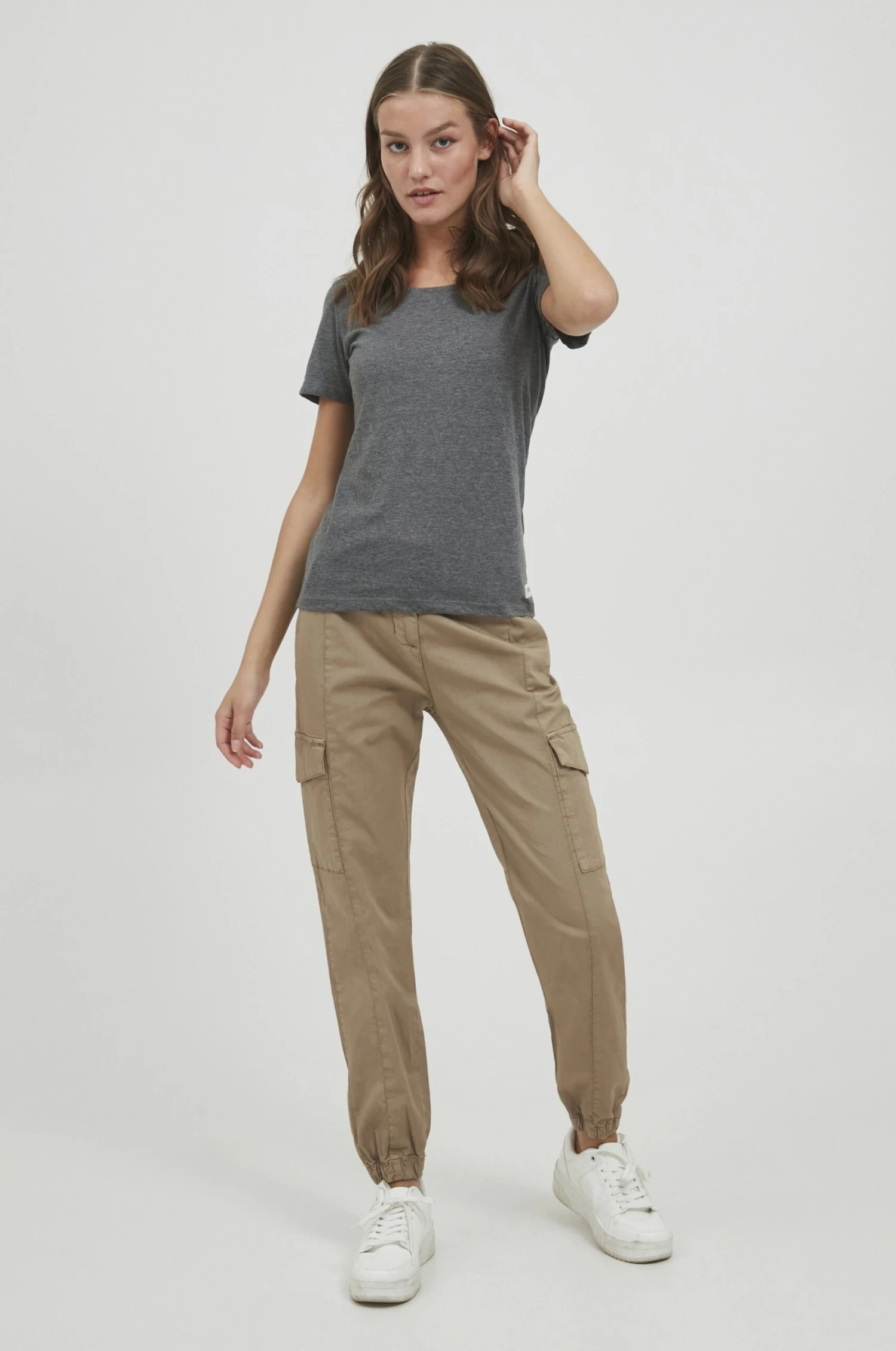 OXMO OxcocoPantaloni CargoDune Donna Pantaloni 1OX21A00M-B11 2 OXMO OxcocoPantaloni CargoDune Donna Pantaloni 1OX21A00M-B11 - immagine 2