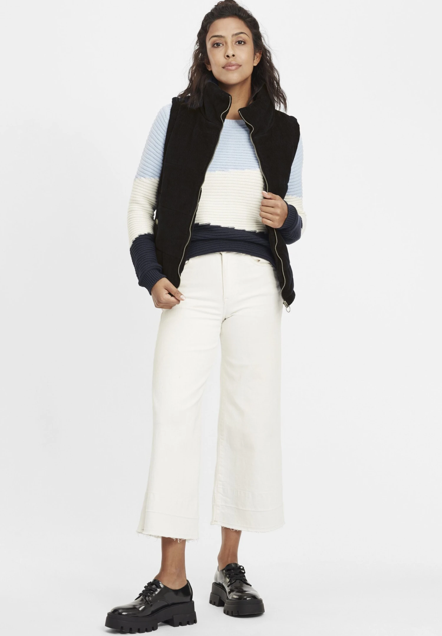 OXMO OxvidemaSmanicatoBlack Donna Giacche E Blazer 1OX21G00J-Q11 2 OXMO OxvidemaSmanicatoBlack Donna Giacche E Blazer 1OX21G00J-Q11 - immagine 2