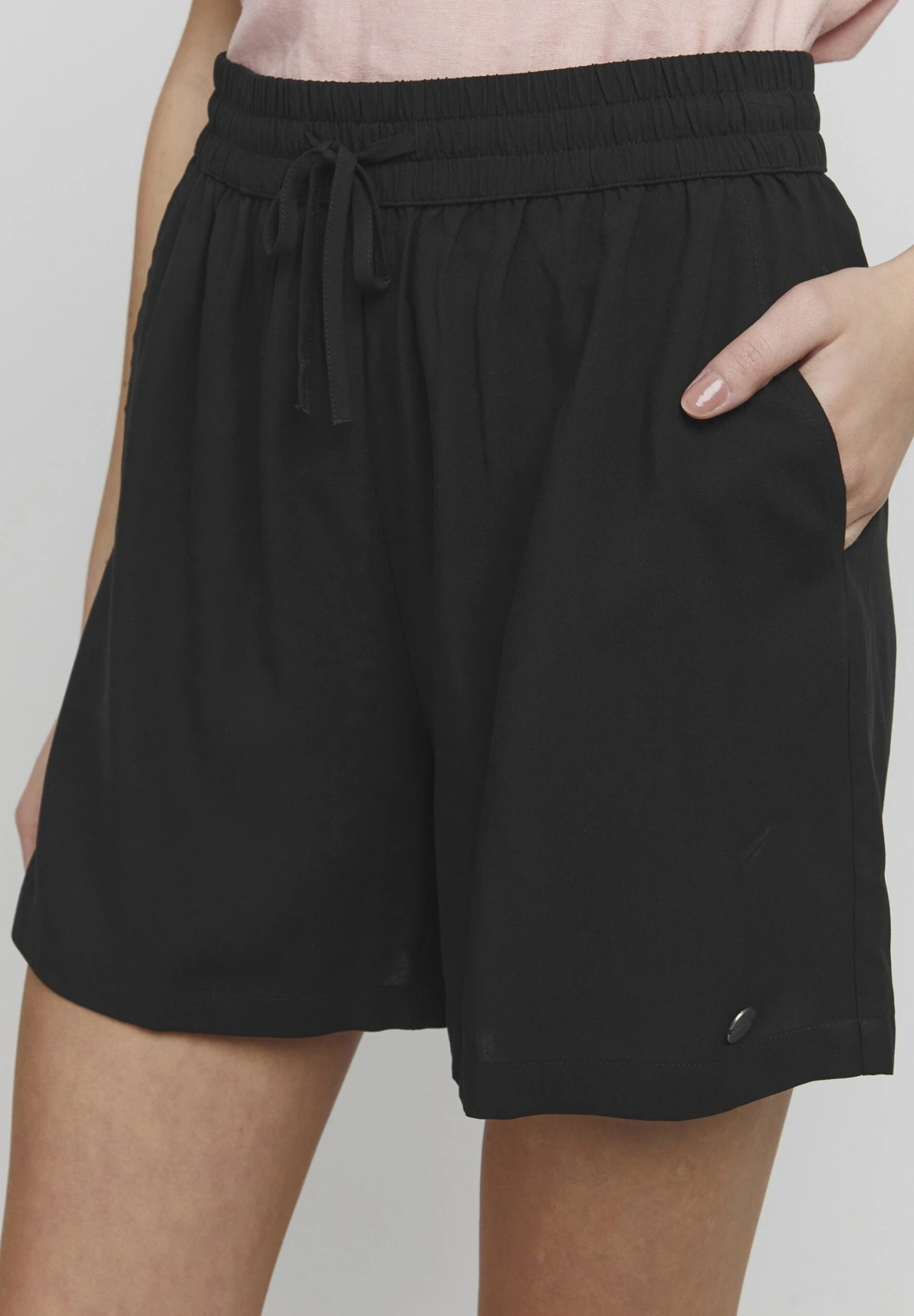 OXMO Eldird - Shorts - Black 4 OXMO Eldird - Shorts - Black - immagine 4