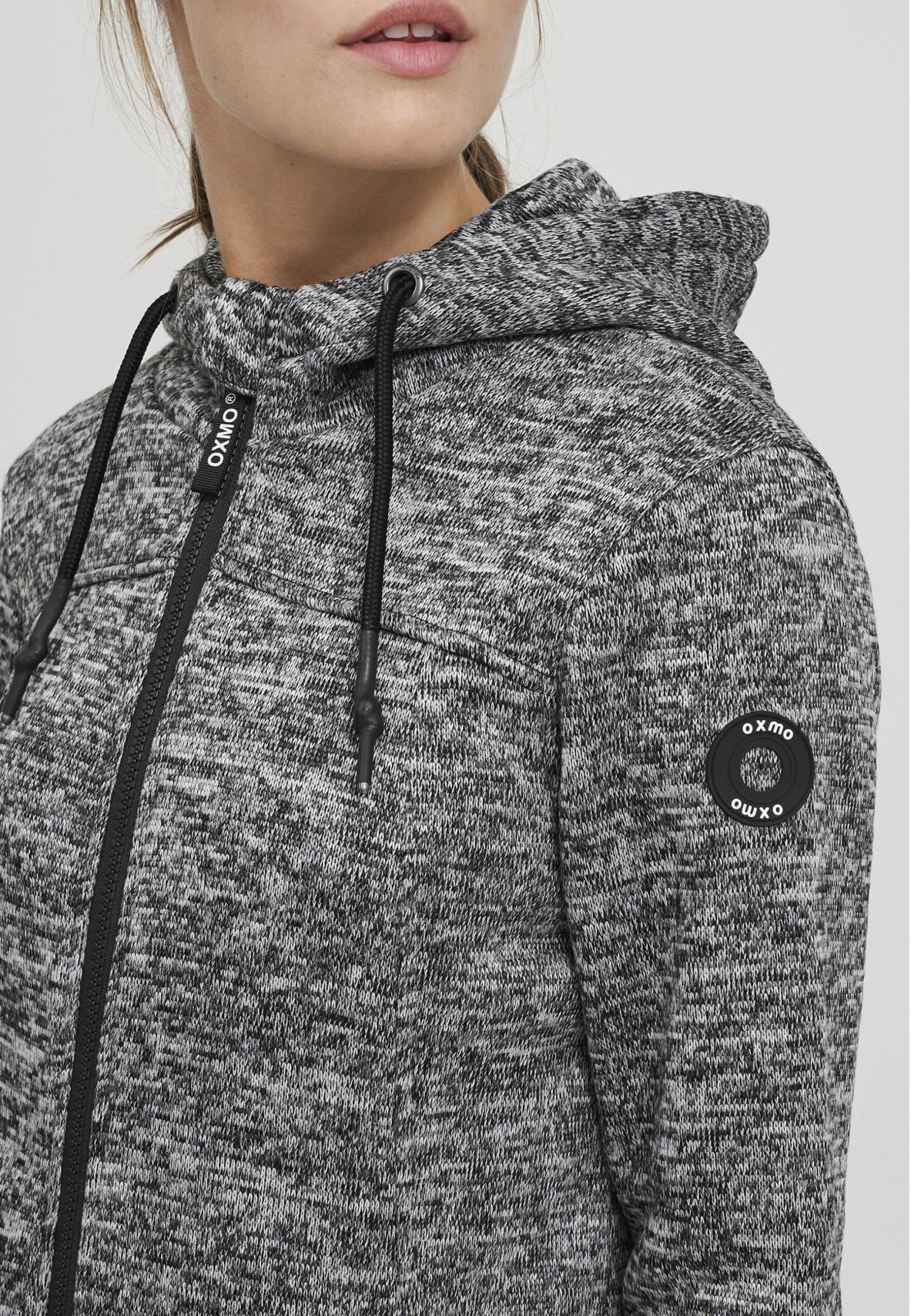 OXMO OxkajsaFelpa Con CappuccioBlack Donna Felpe 1OX21J015-Q11 4 OXMO OxkajsaFelpa Con CappuccioBlack Donna Felpe 1OX21J015-Q11 - immagine 4