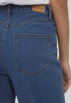 OXMO OxanneJeans A SigarettaMid Blue Denim Donna Jeans 1OX21N005-K11 -Zalando outlet d29a12d2b82f4f48ae6ec7e8ee3f5bb5