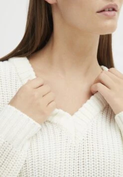 OXMO NannyMaglioneCloud Dancer Donna Maglieria 1OX21I02K-A11 -Zalando outlet d47922929f3a4cef9167407999e0bd16