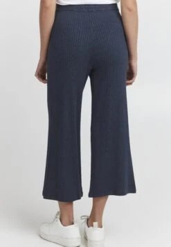 OXMO OxriePantaloniTotal Eclipse Donna Pantaloni 1OX21A00W-K11 -Zalando outlet d7f2871016f9497b9b26e2cac8228990