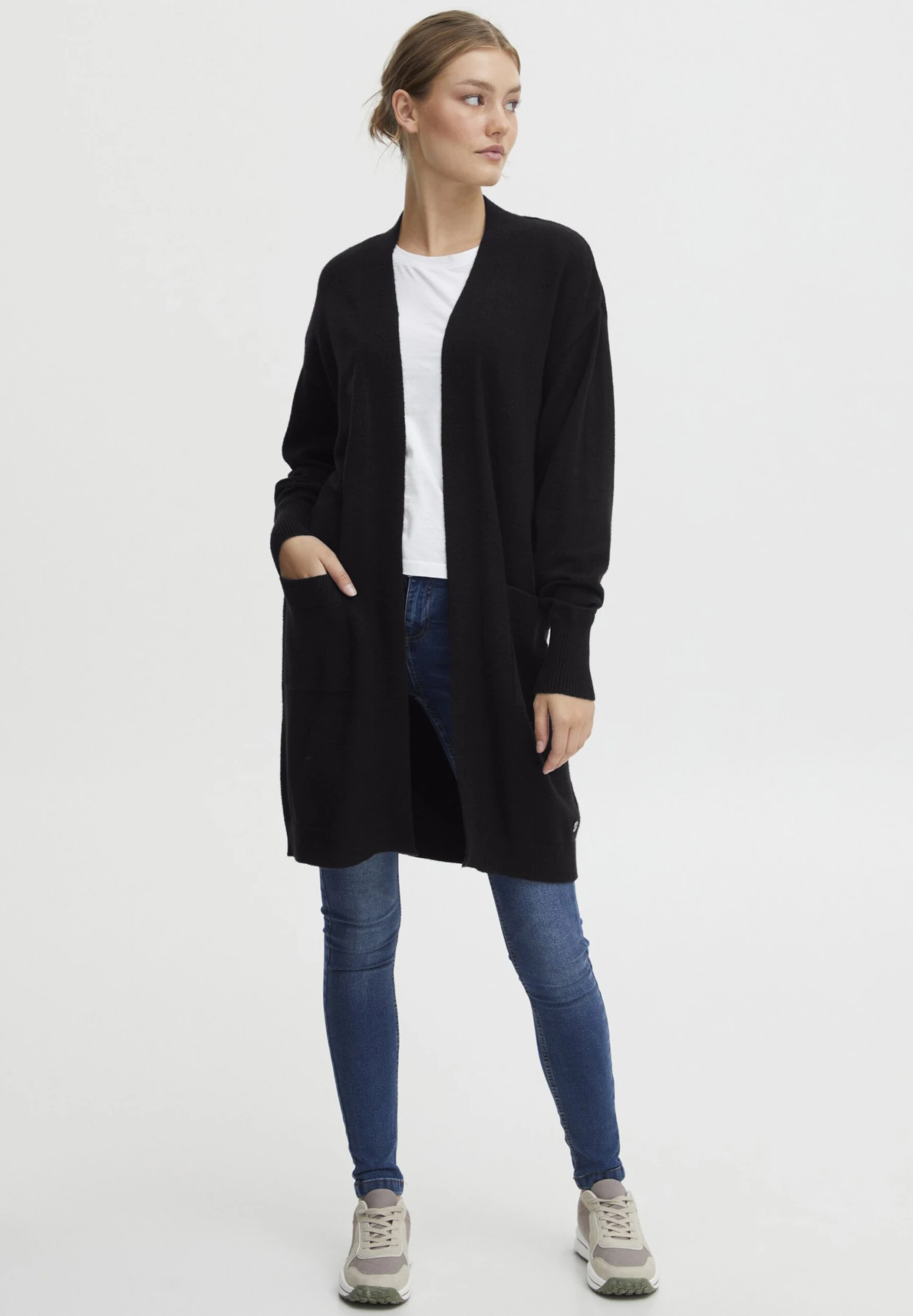 OXMO OxritianaCardiganBlack Donna Maglieria 1OX21I02E-Q11 2 OXMO OxritianaCardiganBlack Donna Maglieria 1OX21I02E-Q11 - immagine 2