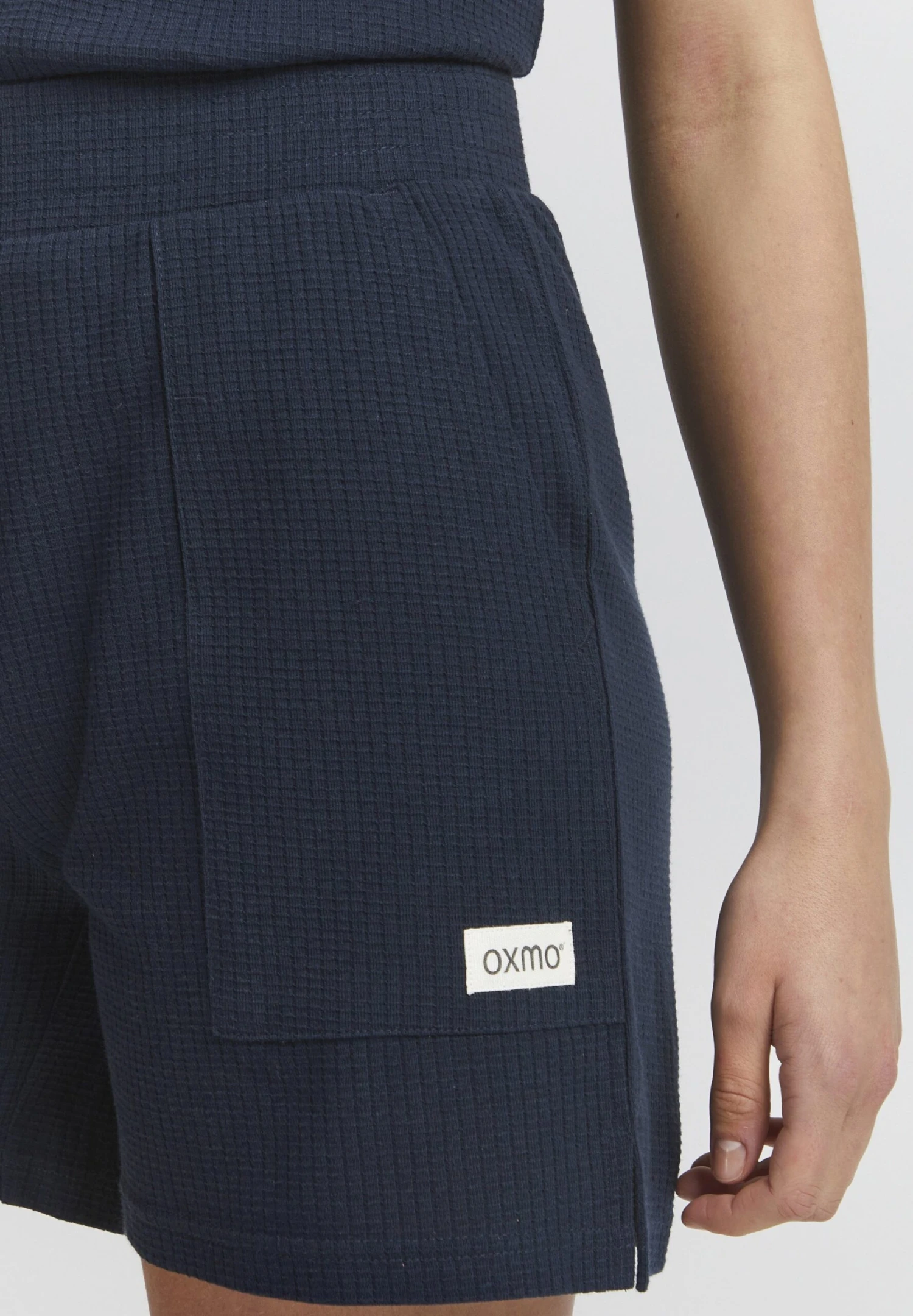 OXMO WimShortsTotal Eclipse Donna Shorts 1OX21S009-K11 4 OXMO WimShortsTotal Eclipse Donna Shorts 1OX21S009-K11 - immagine 4