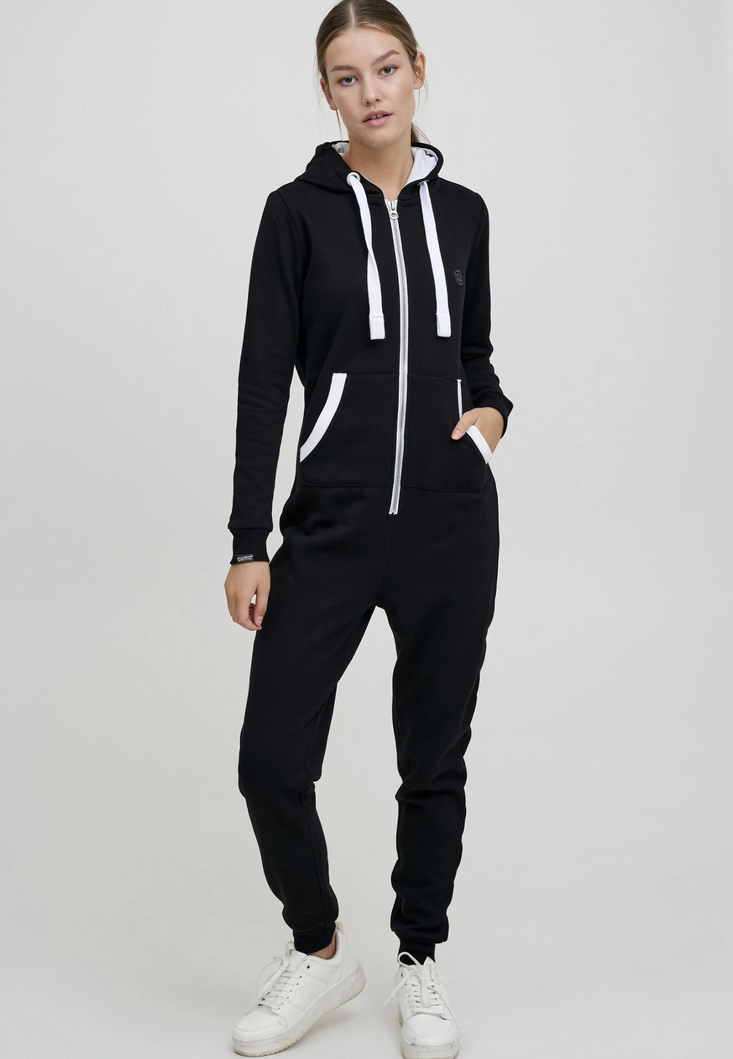 OXMO OxbennaTuta JumpsuitBlack Donna Tute Jumpsuit 1OX21T001-Q11 1 OXMO OxbennaTuta JumpsuitBlack Donna Tute Jumpsuit 1OX21T001-Q11