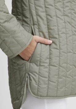 OXMO Oxsaggy - Giacca Da Mezza Stagione - Seagrass 10 OXMO Oxsaggy - Giacca Da Mezza Stagione - Seagrass -Zalando outlet e7cf5665363c4a09821c203c9d38af76