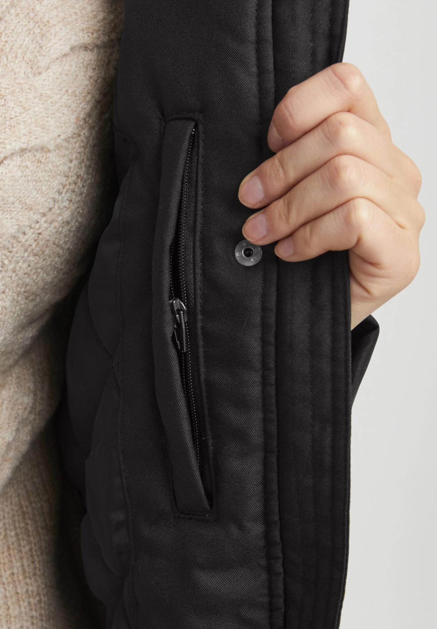 OXMO Oxmaribel - Cappotto Invernale - Black 4 OXMO Oxmaribel - Cappotto Invernale - Black - immagine 4