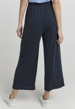 OXMO PantaloniTotal Eclipse Donna Pantaloni 1OX21A00O-K11 -Zalando outlet f16f003d218c47b8ac2e8120cae668b7